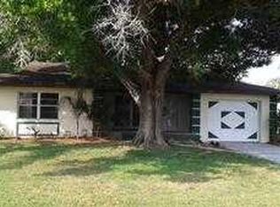5830 24th St, Vero Beach, FL 32966