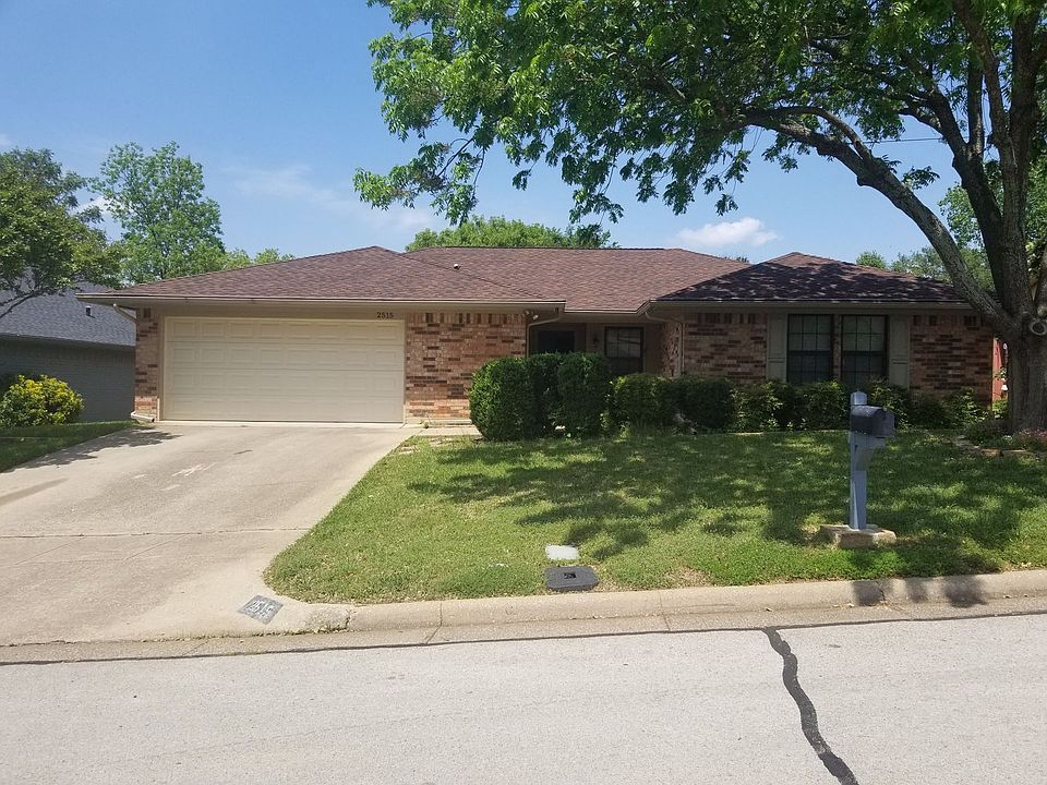 1st image of 2515 Blue Quail Dr