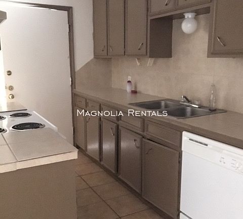 5th image of 804 Toronto Ave APT 101