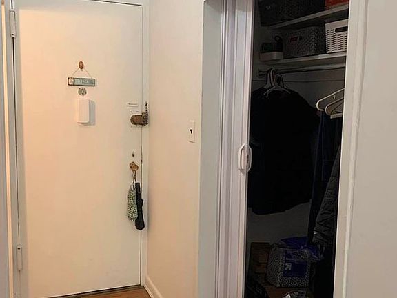 5th image of 56 Livingston St APT 3B