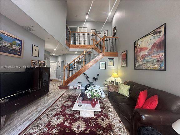 4th image of 11313 NW 55th Ln #11313
