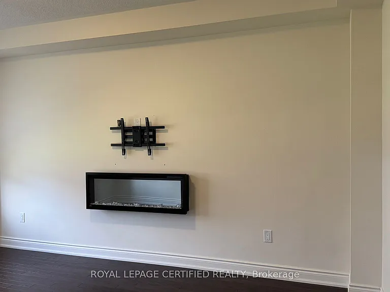 172 Bloomfield Cres — Photo 14