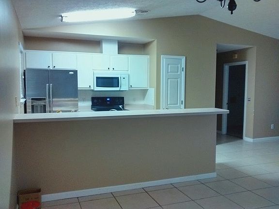 Kitchen/Bar/Dining Room