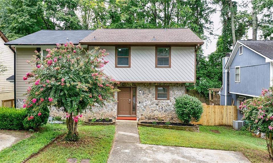 1st image of 1248 Falling Water Dr SE