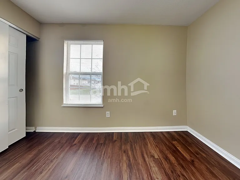 4704 Ashfield Dr — Photo 16