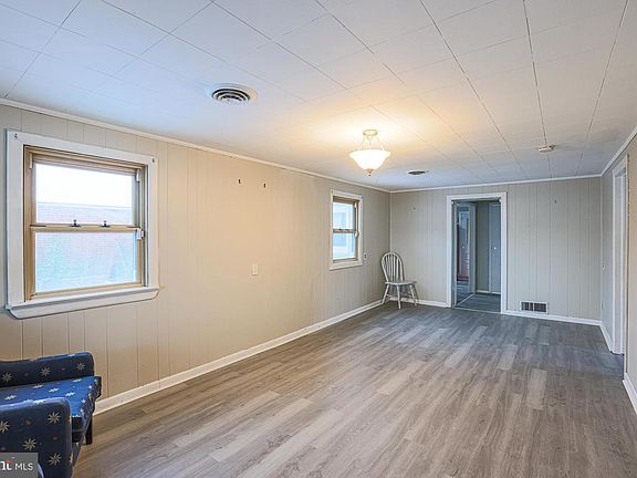 4th image of 3110 Philadelphia Rd