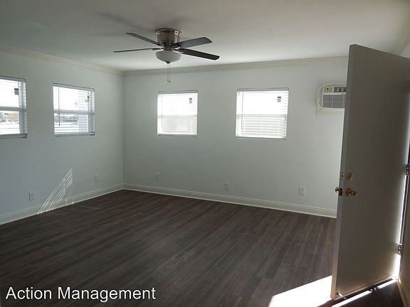 4th image of 1818 N Kingsley Dr APT 17