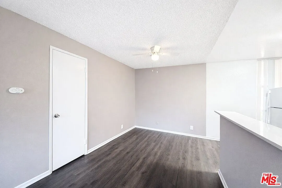 2 bed, 1.0 bath, 795 sqft, $2,150 — Photo 2