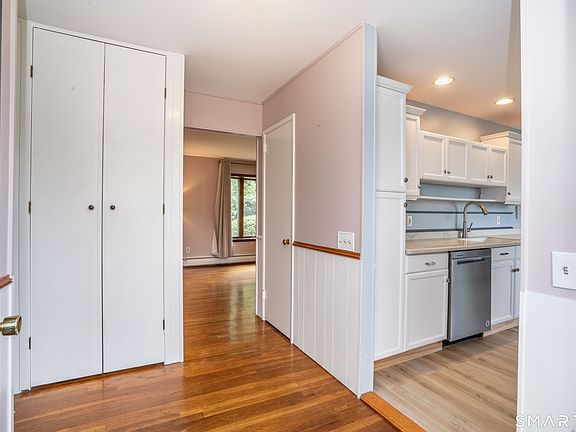3rd image of 37 Greenwood Road