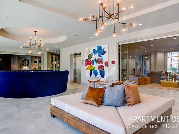5th image of 76 E Briar Hollow Ln #329