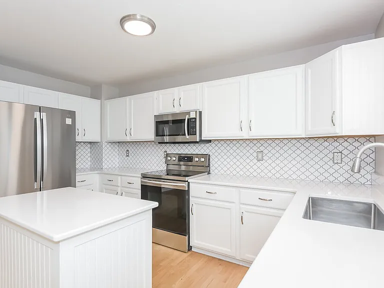 10319 Woodrose Ln — Photo 10