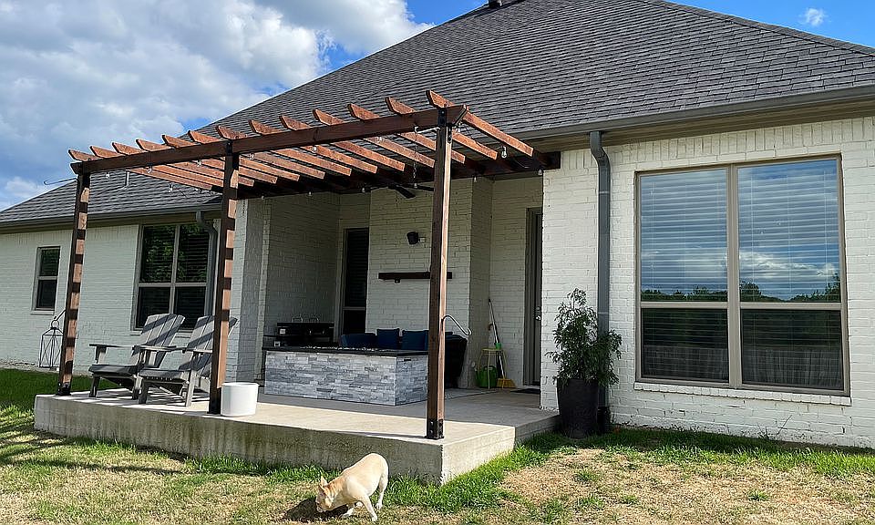 2nd image of 2957 Salado Creek Dr