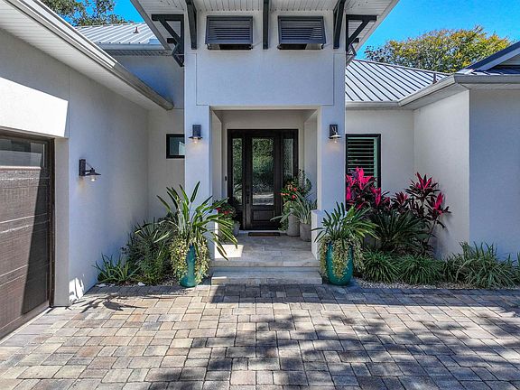 2nd image of 32 Ocean Pines Dr