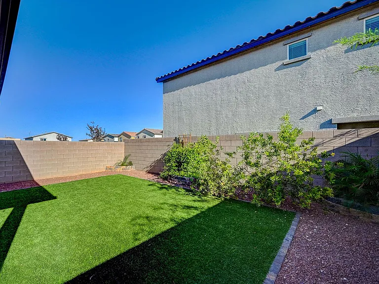 7869 Morganite Ave — Photo 41