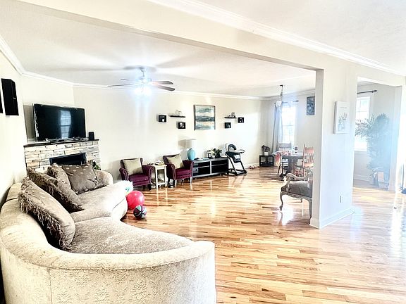 4th image of 28 Turnstone Dr