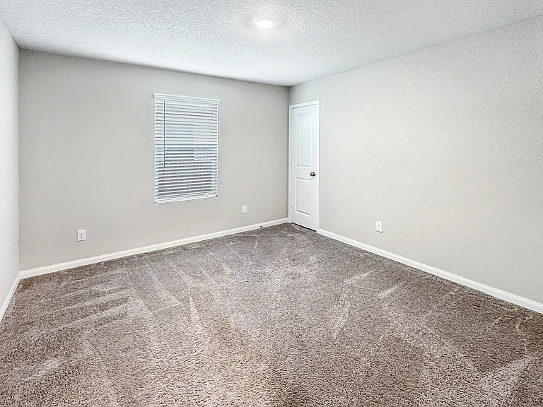 518 Summersweet Rd — Photo 23