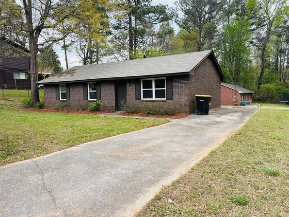 42 Westgate Park Ln, Newnan, GA 30263