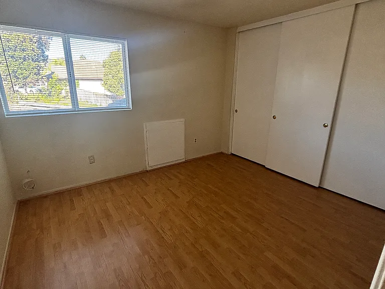 1560 Alameda Gln — Photo 6