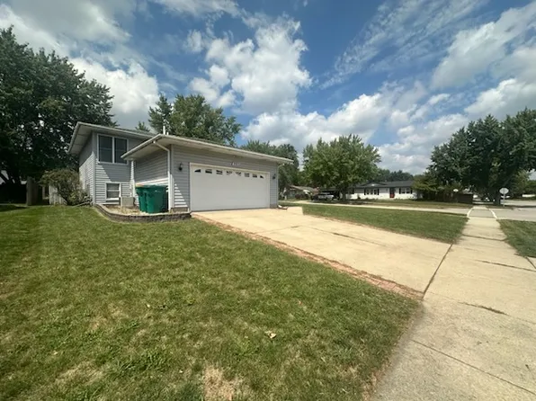 985 Leawood Dr, Joliet, IL 60431