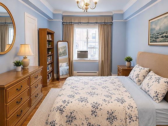 4th image of 25 Central Park W APT 7T