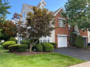 601 Aqueduct Dr, North Wales, PA 19454