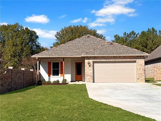 285 Lourdes Ln — Photo 1
