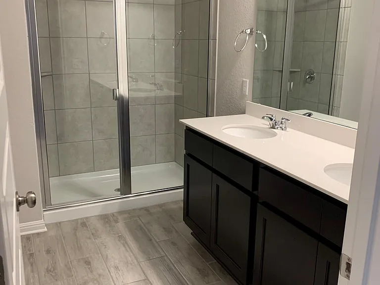 117 Peruvian Ln — Photo 29