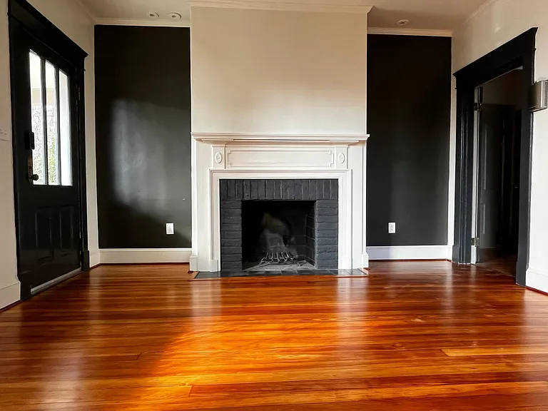 107 Walnut St — Photo 5