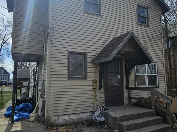321 Catherine St, Rockford, IL 61104