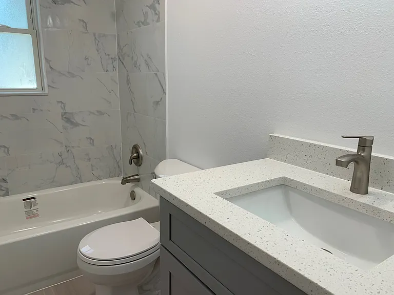 183 E Grand Bend Ave — Photo 22
