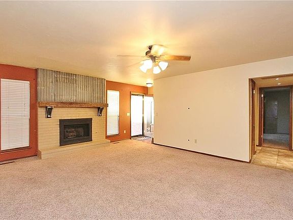 4th image of 396 Chickasaw Ln