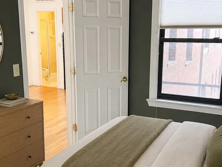 1321 Fairmont St NW #304 — Photo 5