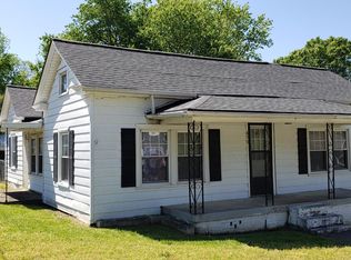 800 Manley St #HOUSE, Eden, NC 27288