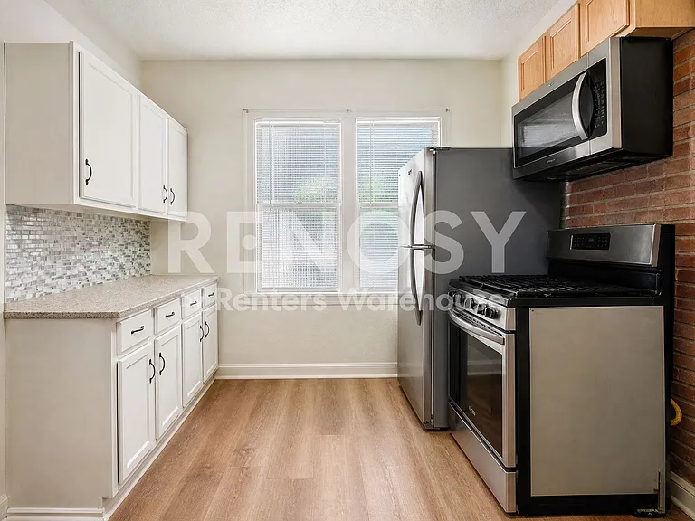 3015 Girard Ave N #1 — Photo 4