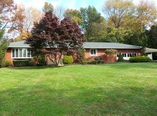 4 Manis Ave, Chestnut Ridge, NY 10977