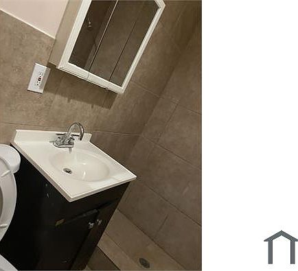 2nd image of 1487 Sombrero Dr #2