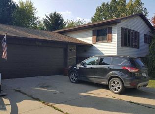 70341 Chaucer Dr, Richmond, MI 48062