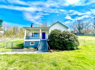 829 Pepper St, Pulaski, VA 24301