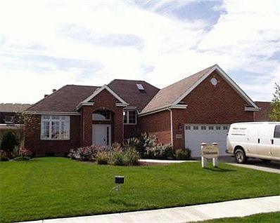 1st image of 15935 W 100th Pl