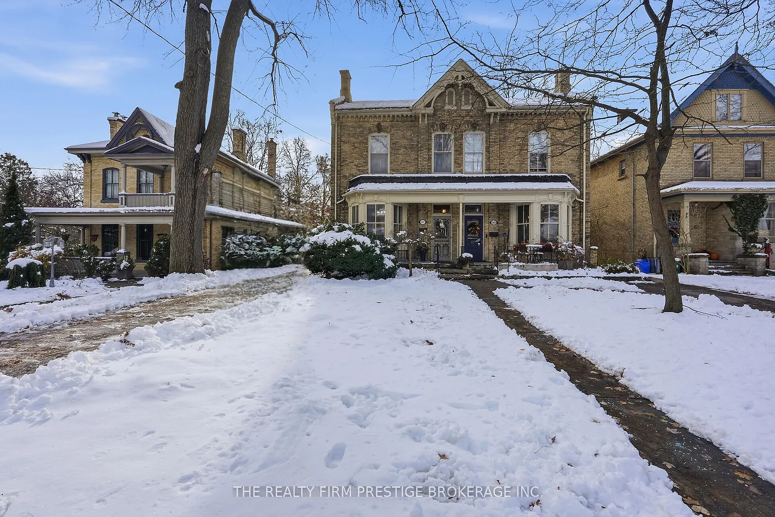 367 Saint James St photo 1
