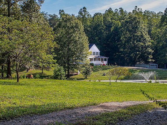 4th image of 19058 Bent Oak Ln
