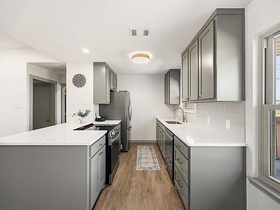 4th image of 617 Reed St