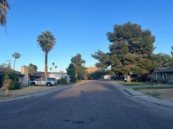 5th image of 6026 N 22nd Dr