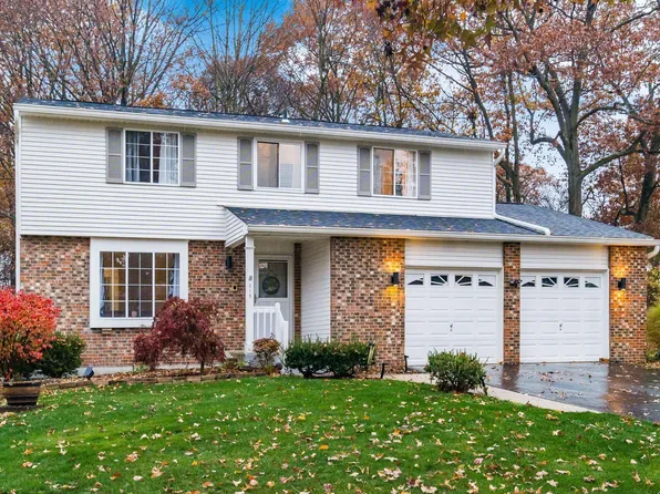 615 Vancouver Dr, Westerville, OH 43081