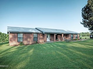 940 Cooper Rd, Magee, MS 39111