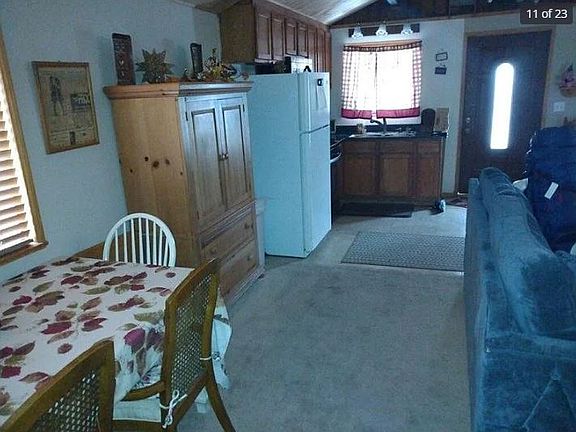 3rd image of 473 Tennessee Ln