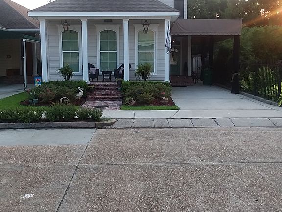 5th image of 515 Lavoisier St