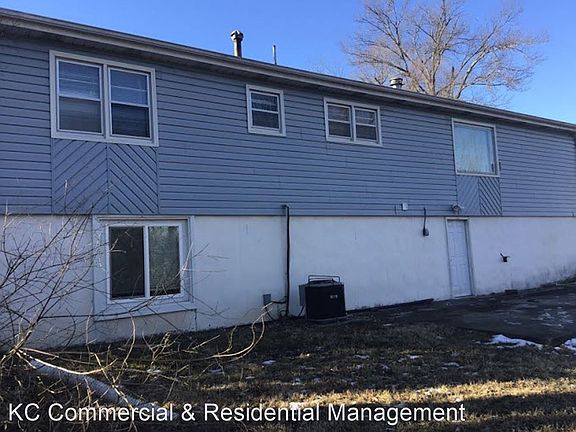 4th image of 10008 E 43rd St