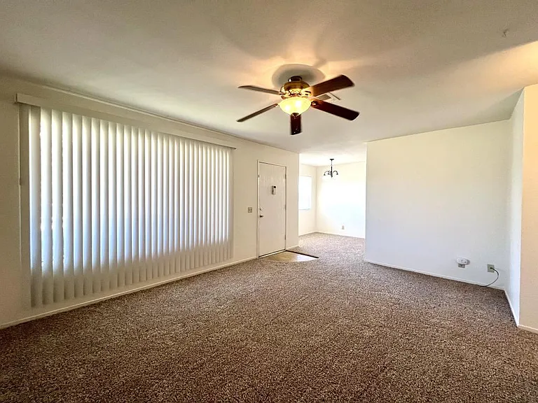 6816 Hemp Ct — Photo 3