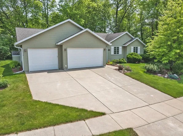1850 Tivoli LANE, Reedsburg, WI 53959